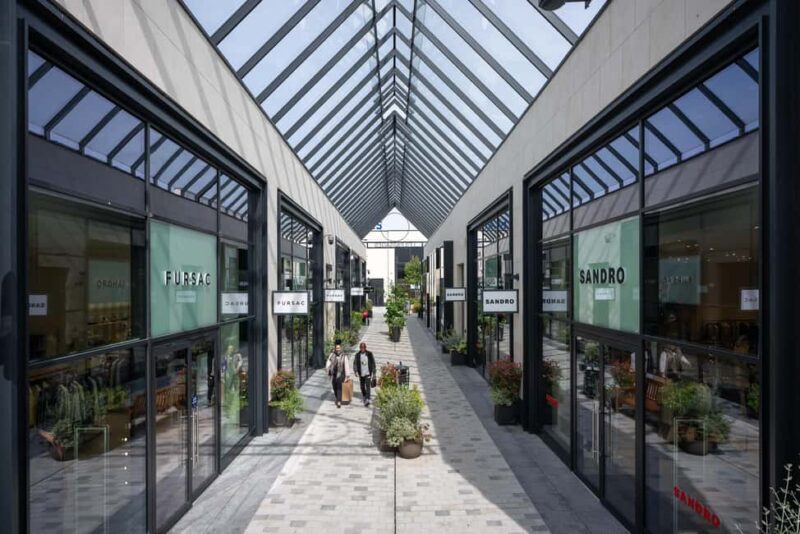 From Paris: McArthurGlen Center & Monet's Givern House Visit - The Downside: Timing and Mechanical Hiccups