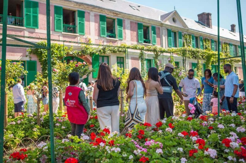 From Paris: Monet Impressionism Tour to Giverny by Minibus - An Overview of the Giverny Experience