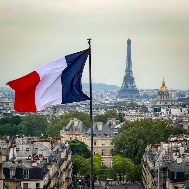 From Paris : Paris & Louvre Museum - Private Tour - Who Will Love This Tour?