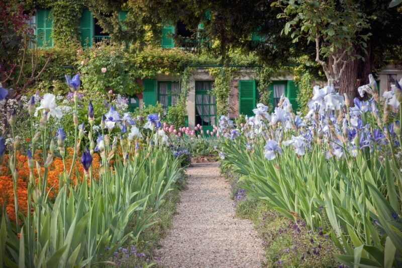 From Paris: Private Day Trip to Giverny and Auvers sur Oise - Who Should Consider This Tour?