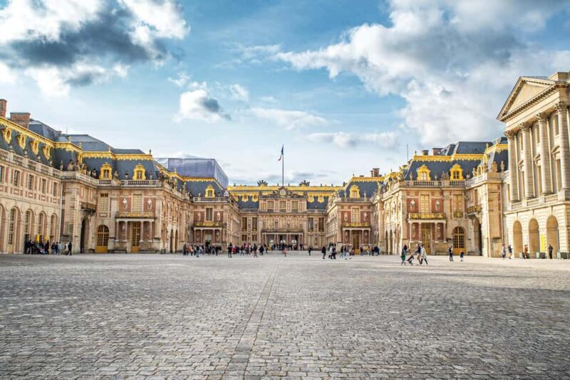 From Paris: Versailles Palace & Gardens Private Guided Tour - Who Is This Tour Best For?