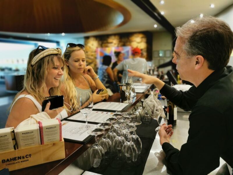 From Perth: Margaret River Region Impression Day Tour - Surfers Point and the Big Waves