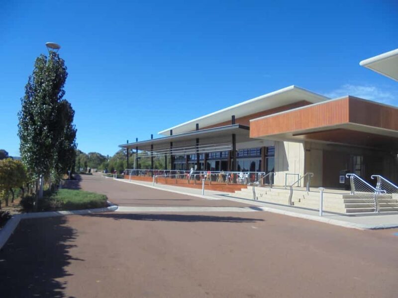 From Perth: Swan Valley Winery & Brewery Day Tour With Lunch - Who Would Enjoy This Tour?