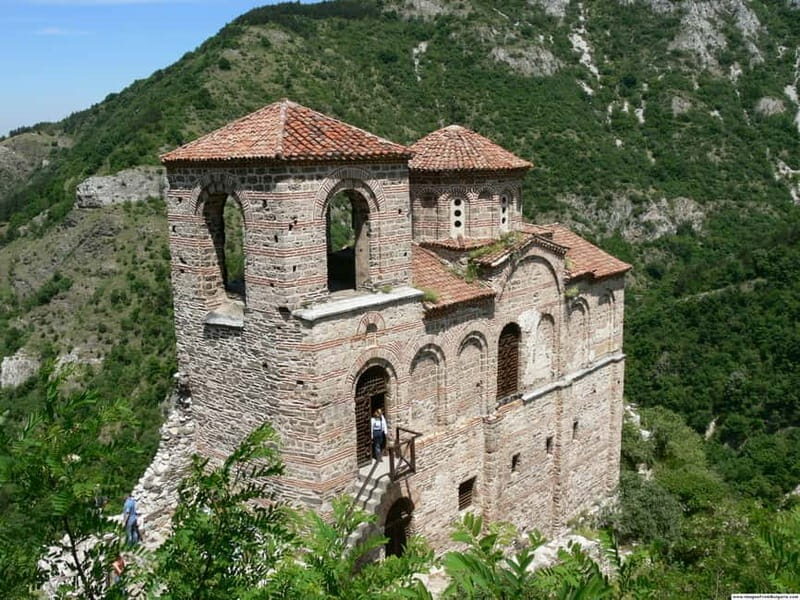 From Plovdiv: Bachkovo Monastery & Asens Fortress Tour - Key Points