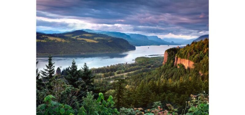 From Portland: Columbia Gorge Waterfalls Tour - Scenic Return to Portland