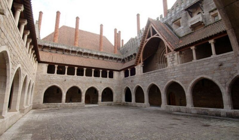 From Porto: Braga and Guimarães Day Trip with Lunch - Exploring Braga: Portugal’s Oldest City