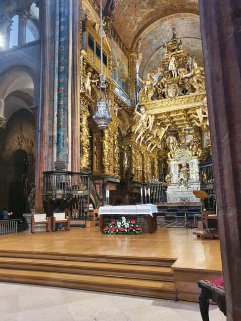 From Porto to Santiago de Compostela up to 4 Stops - FAQ