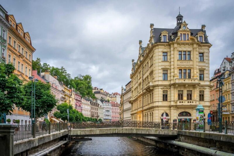 From Prague: Day trip to Karlovy Vary - Who Is This Tour Best For?