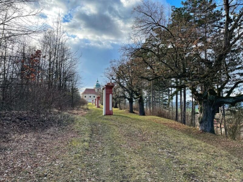 From Prague: Devil's Heads - Full-Day Hiking Trip - Key Points