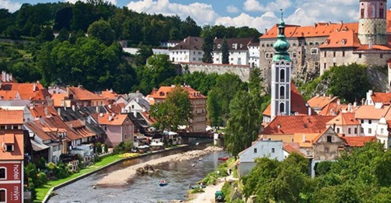 From Prague: Full-Day Trip to esky Krumlov - FAQ