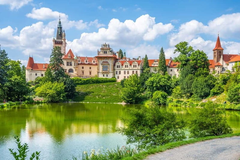 From Prague: Horseshoe Bend & Castle Gardens Private Tour - Practical Details and What to Expect