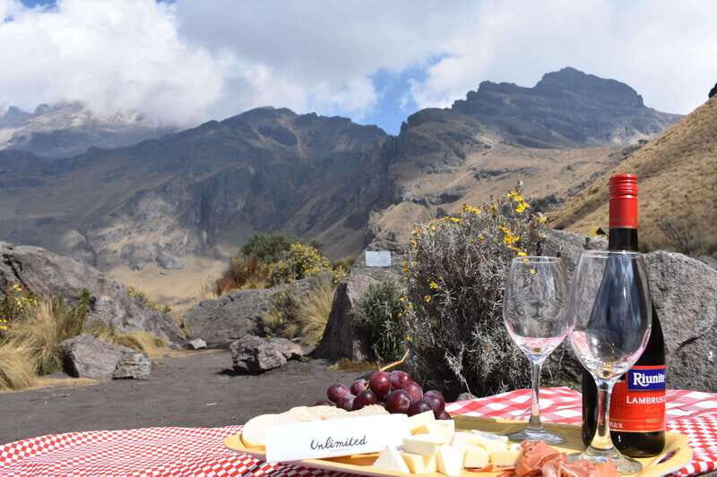 From Puebla: Hiking Iztaccihuatl romantic for couples - Authentic Experiences and Reviews