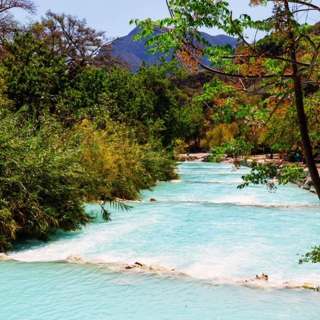 From Querétaro Grutas de Tolantongo - Exploring the Querétaro to Tolantongo Caves Tour: A Natural Escape