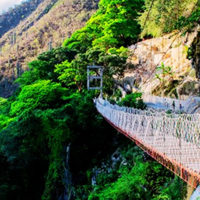 From Querétaro Grutas de Tolantongo - In Summary