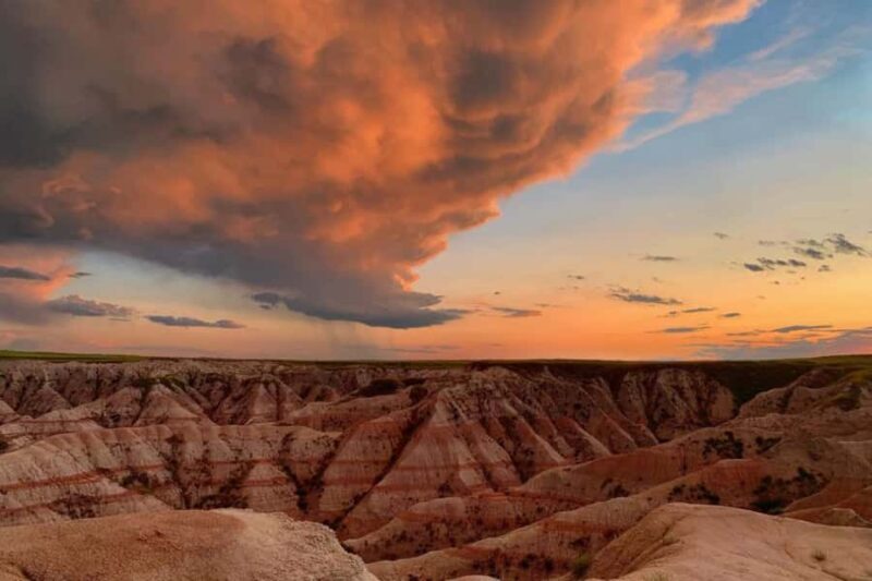 From Rapid City: Badlands and Wall Drug Store Tour - FAQ