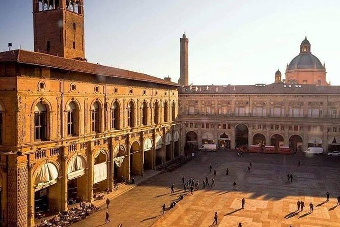 From Ravenna: Day trip to Bologna - Key Points