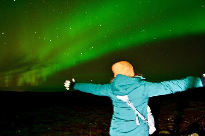 From Reykjavik 4x4 Minibus Northern Lights with Photo and Cocoa - The Real Value: Why This Tour Might Be Right for You