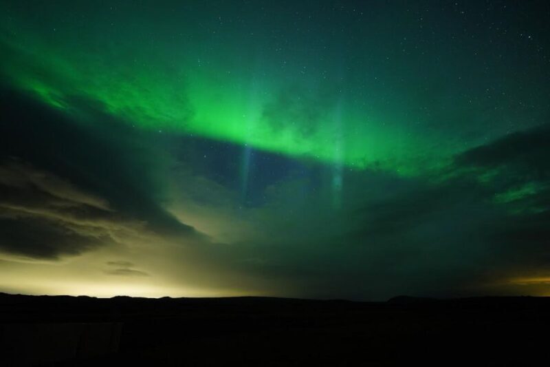 From Reykjavik: Northern Lights Tour with Hot Cocoa & Photos - Key Points