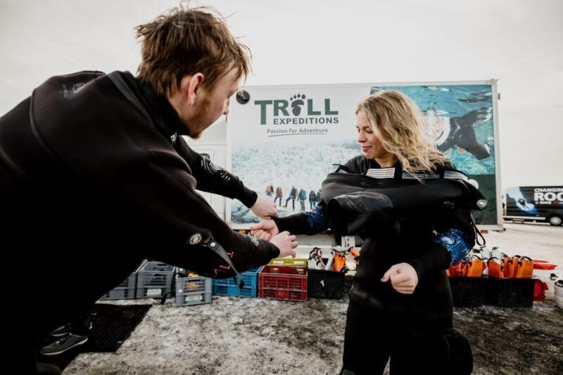 From Reykjavík: Silfra Snorkeling with free photos - Gear and Safety: What to Expect