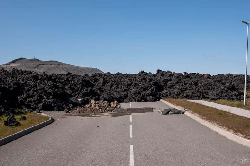 From Reykjavik: Volcanic Peninsula & Grindavik Minibus Tour - FAQs