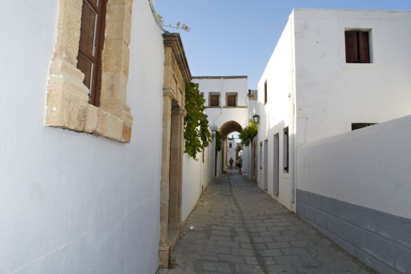 From Rhodes: Lindos Village and Acropolis Guided Tour - The Itinerary: What You Can Expect