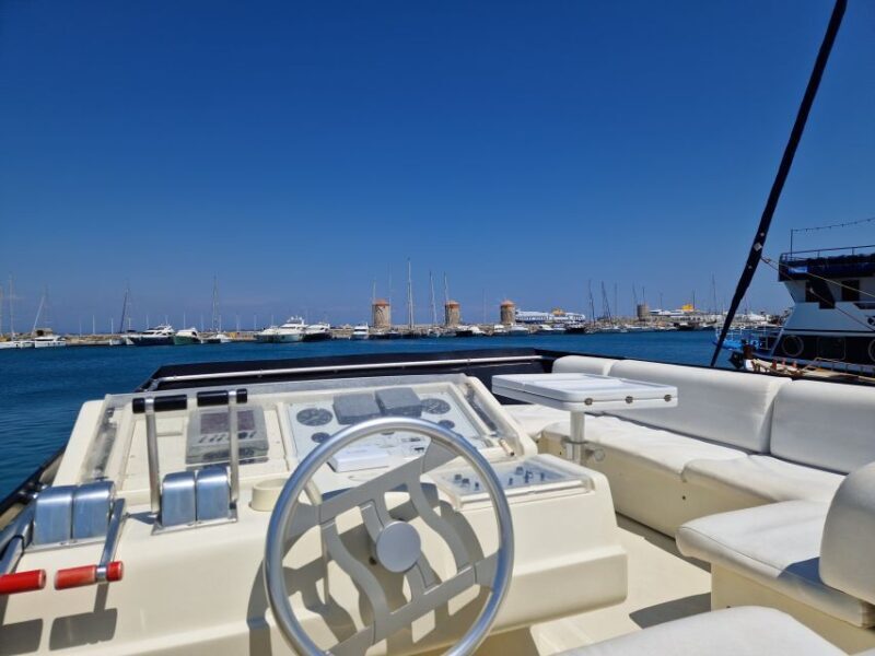 From Rhodes: Yacht Cruise to Lindos with Lunch and Drinks - Who Should Book This Tour?