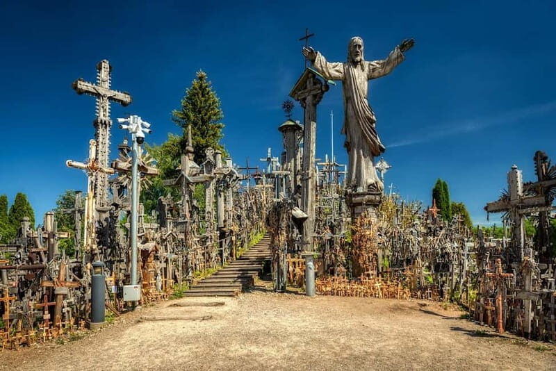 From Riga: Hill of Crosses and Jelgava Gems Tour - Scenic Journey with a Cultural Touch