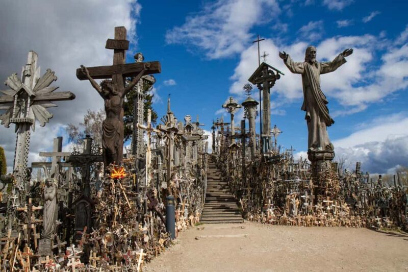 From Riga: Hill of Crosses & Jelgava Highlights - Key Points