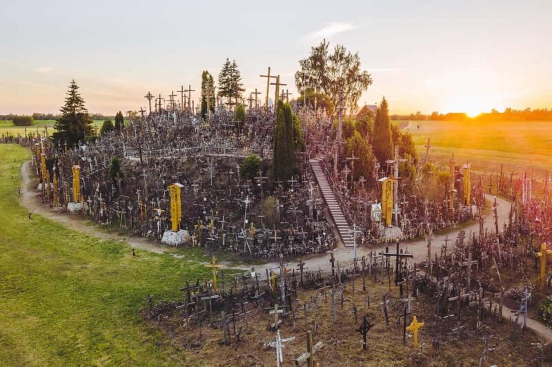 From Riga: Hill of Crosses & Jelgava Highlights - Experience Breakdown: A Deep Dive into the Tour