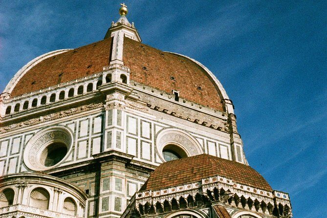 From Rome to Tuscany: Discover Florence and Pisa in One Day - An In-Depth Look at the Tour