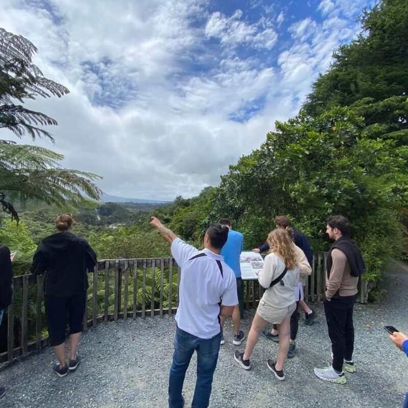 From Rotorua: Wai-O-Tapu, Waimangu and Te Puia Full-Day Tour - Starting the Day: Easy Pickup and Scenic Drive