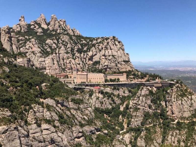 From Salou: Montserrat Monastery and Colonia Güell - A Detailed Look at the Tour Experience
