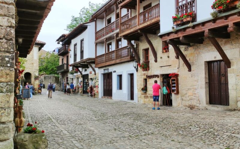 From Santander: Santillana del Mar & Altamira Museum Tour - Key Points