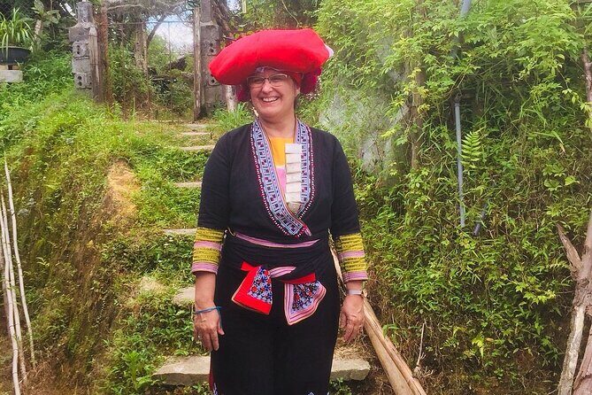 From Sapa: Visit Taphin Redzao Village - Half Day Private Tour - A Closer Look at the Sapa Taphin Redzao Village Tour