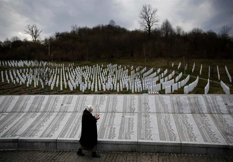From Sarajevo: Srebrenica Genocide Memorial Study Tour - Transportation and Group Size