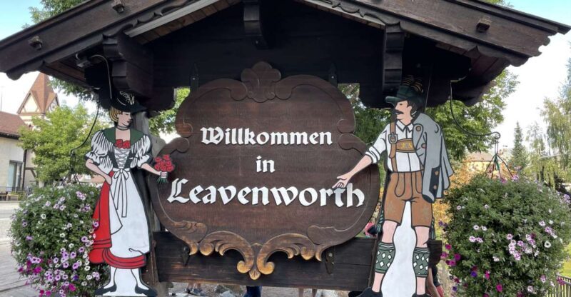 From Seattle/Kirkland/Bellevue: Leavenworth Exclusive Tour - The Scenic Road to Leavenworth