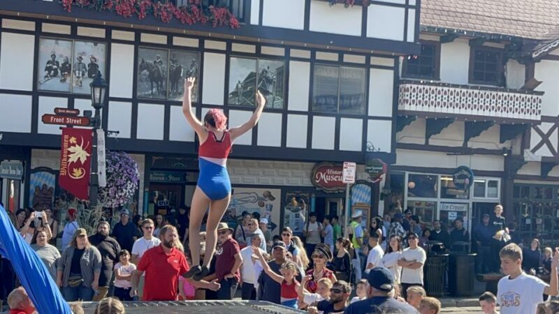 From Seattle/Kirkland/Bellevue: Leavenworth Exclusive Tour - Arriving in Leavenworth