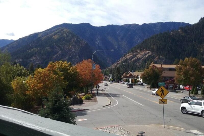 From Seattle: Leavenworth Bavarian Alpine Village Day Trip - Value for Money and Tips