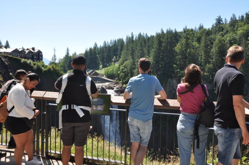 From Seattle: Snoqualmie Falls and Wineries Tour w/ Transfer - FAQ