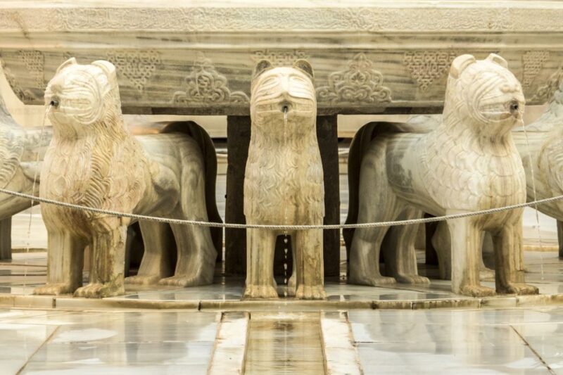 From Seville: Granada Day Trip with Alhambra and Albaicín - Key Points