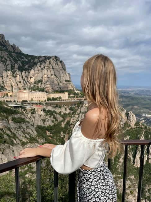 From Sitges: Montserrat, Lunch and Winery with Hotel Pick Up - Deep Dive: Why This Tour Works for You