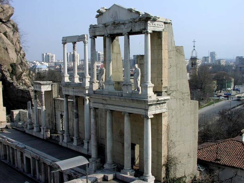 From Sofia: Full-Day Tour to Plovdiv and Asen's Fortress - Exploring Plovdiv: An Ancient City with Modern Charm