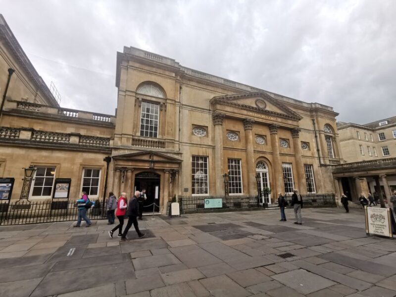 From Southampton: Stonehenge and Bath Guided Day Trip - Practical Aspects to Consider