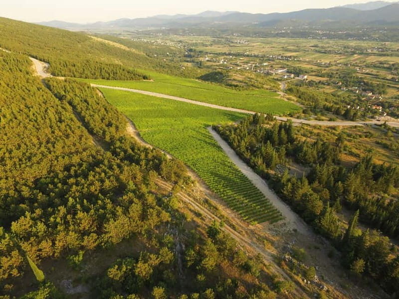 From Split: Blue and Red Lakes and Winery Grabovac Tour - FAQ