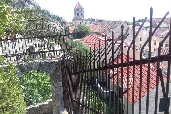 From Split Omis Day Tour with Boat Cruise and Swimming - FAQs