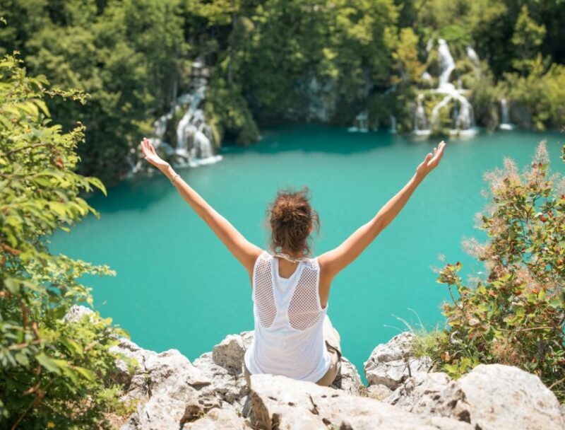 From Split or Trogir: Plitvice Lakes Guided Full-Day Tour - Practical Tips for a Smooth Day