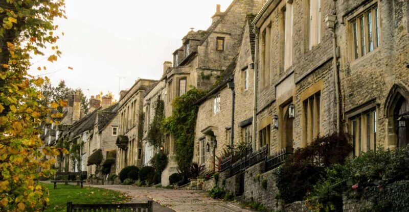 From Stratford-on-Avon/Moreton-in-Marsh: Secret Cotswolds - The Experience of the Guides