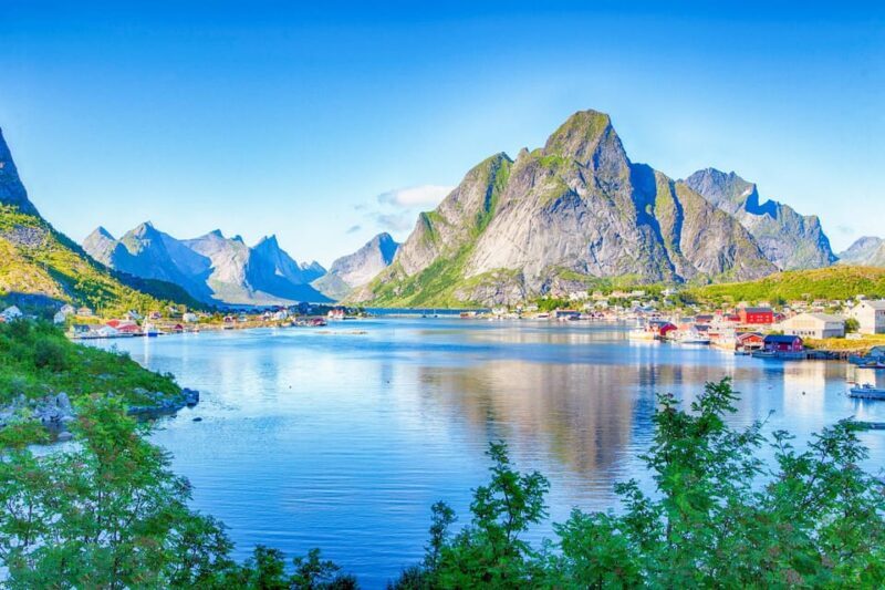 From Svolvær: Reine & Å Lofoten West Island Full Day Tour - Key Points