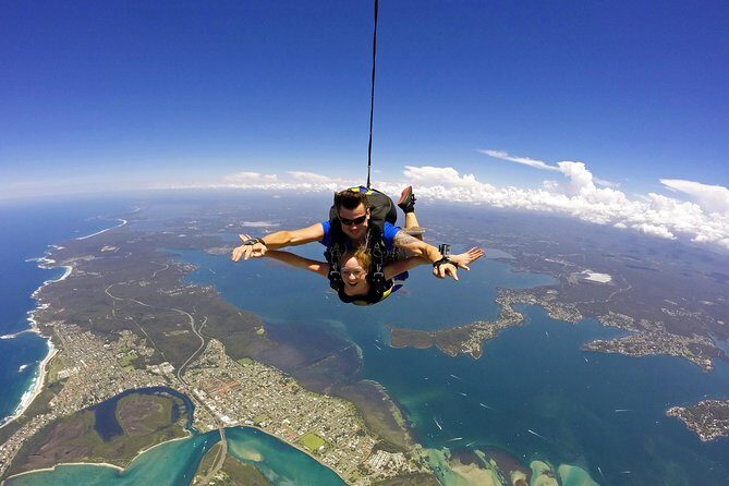 From Sydney: Tandem Skydive Experience over Newcastle Beach - What Reviewers Say