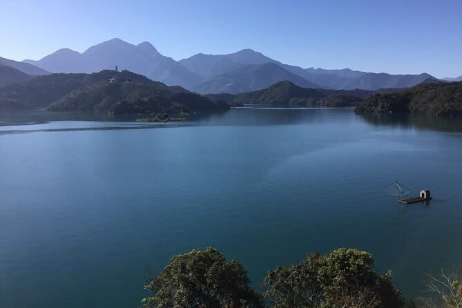 From Taipei: Yangmingshan, Yehliu, Jiufen & Shifen Private Tour - Who is this tour best for?